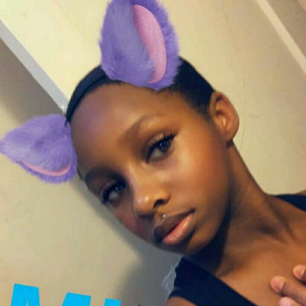 Meet your Posher, Jaela