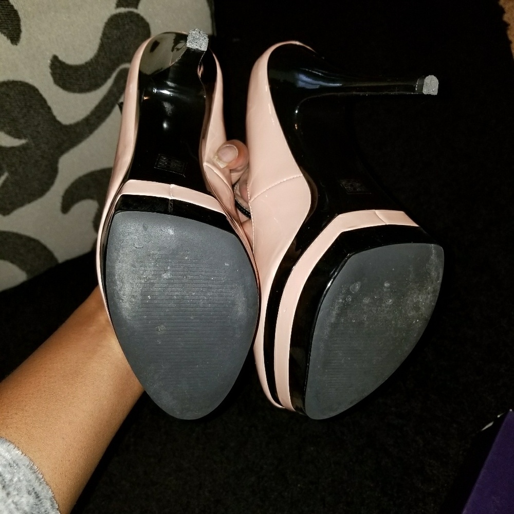 Kate Preston T-strap Platform Heel - Picture 5 of 8