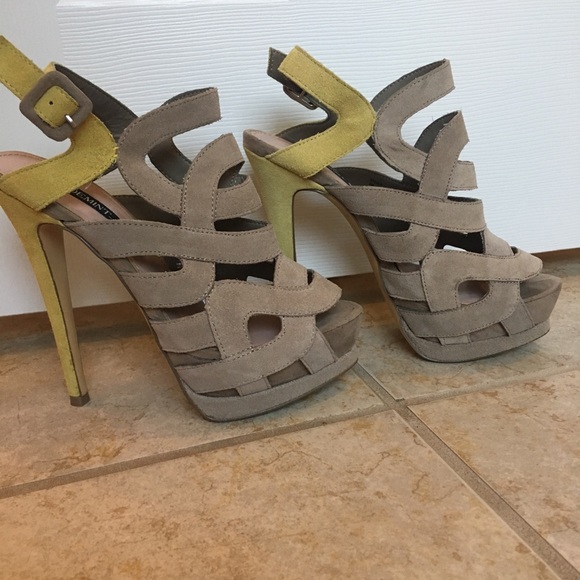 Shoemint Stella heels. Yellow/Beige - Picture 3 of 5