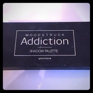 Younique Addiction Palette #3