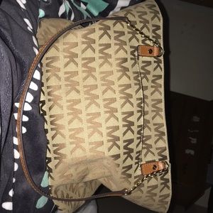 Michael kors hand bag