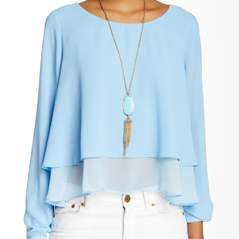 HOST PICK!! Beautiful Blue Holiday Blouse❄️