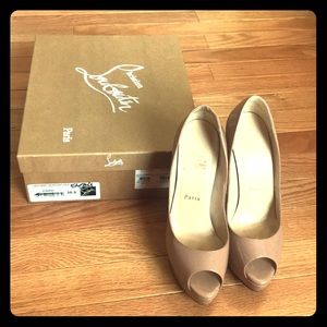 Christian Louboutin Lady Peep 150 calf.   38.5