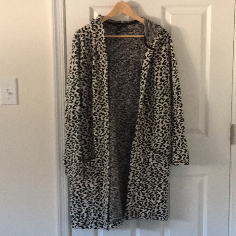 Forever 21 Sweater coat with hoodie