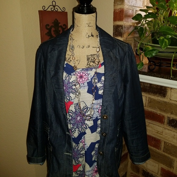 Sale 🌺Precious New Directions Top - Picture 5 of 6