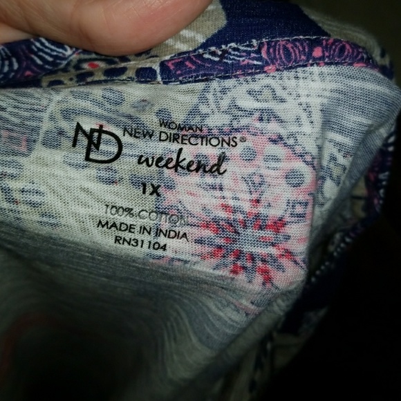 Sale 🌺Precious New Directions Top - Picture 6 of 6