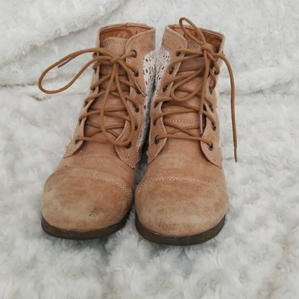 Lovely Tan Laced Boots