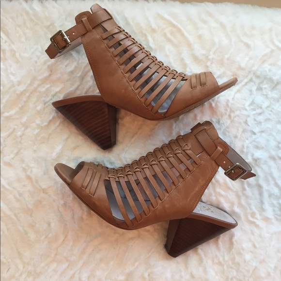 vince camuto effel