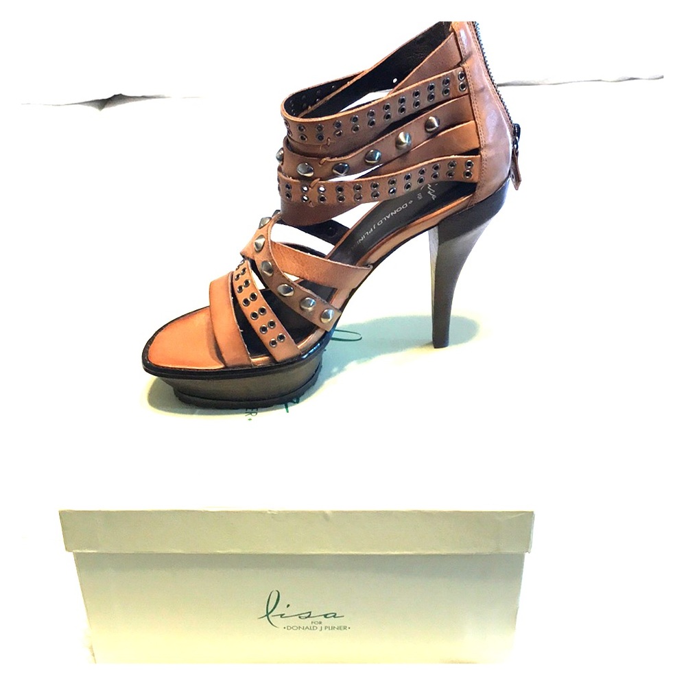 Lisa for Donald Pliner Talco