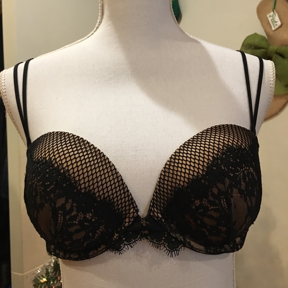 Victoria’s Secret Push Up Bra
