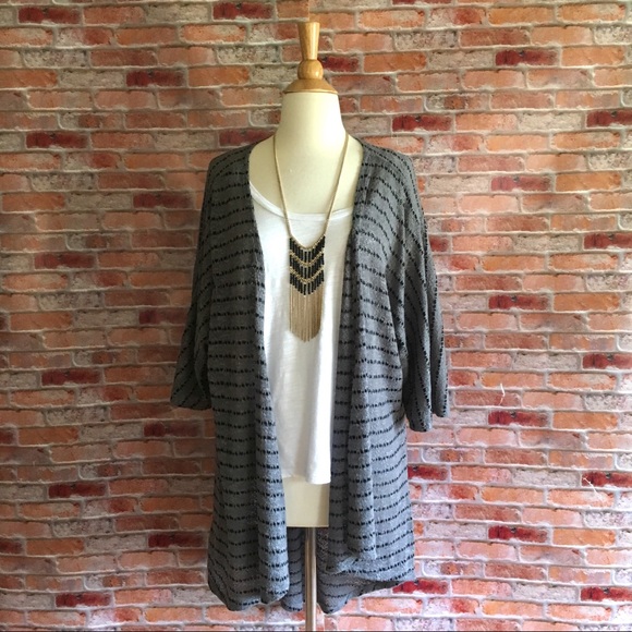 Lularoe Black & Gray Lindsay kimono cardigan - Picture 2 of 4