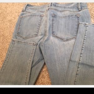 Loft modern Skinny jeans!!