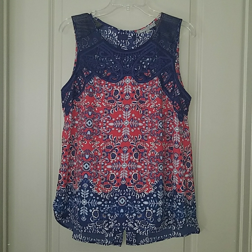 Sleeveless blouse