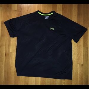 Awesome Under Armour Heat Gear Shirt XXL