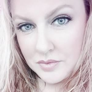 Meet your Posher, Leigh