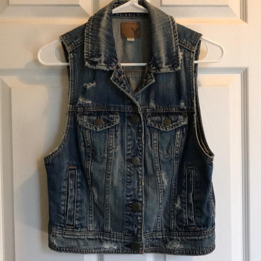 Small American Eagle denim vest