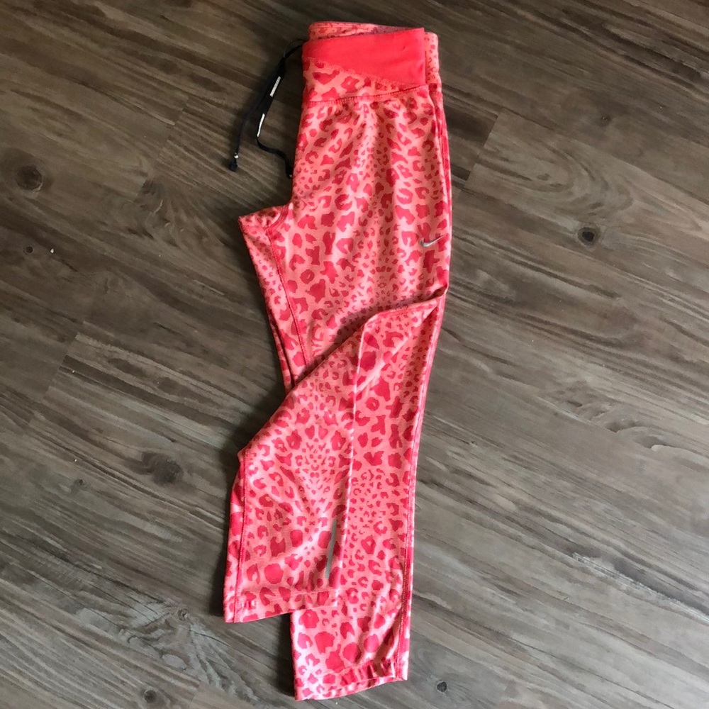 Nike 3/4 leggings dri-fit (pink leopard print)