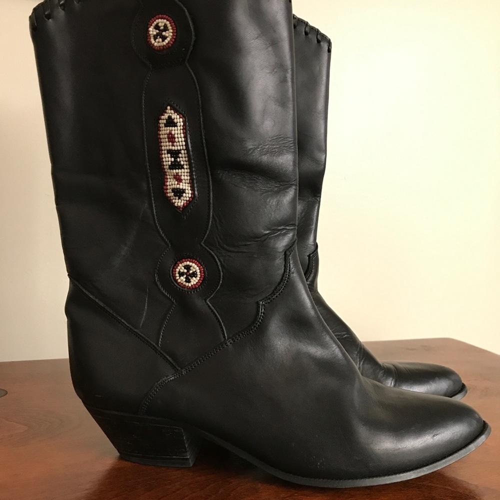 Vintage black leather women's Dingo cowboy boots