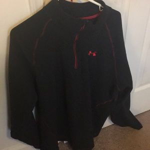 Navy blue and red trim under armour 1/4 zip!