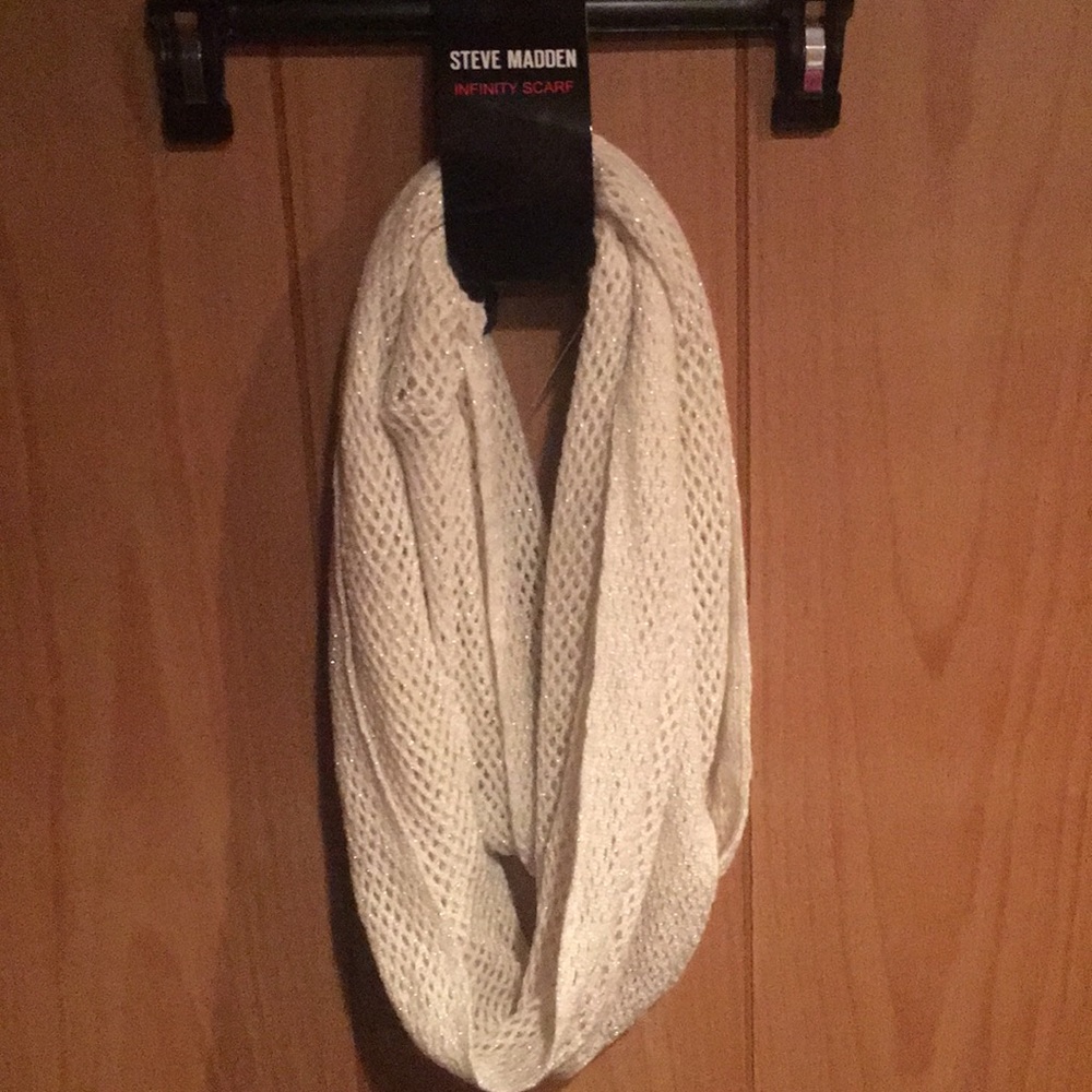 Steve Madden Infinity Scarf
