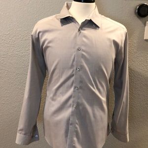 Calvin Klein men’s dress shirt