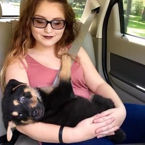 Meet your Posher, Hannah