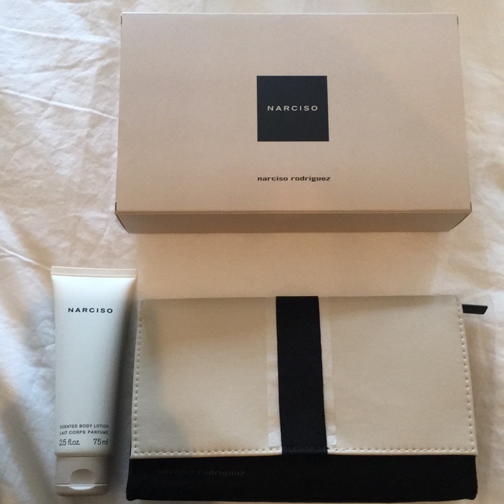 Narciso Rodriguez new in box beauty bag & lotion