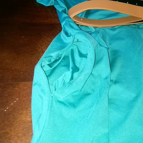 🚫SOLD🚫turquoise sleeveless jumpsuit - Picture 4 of 7