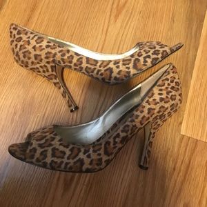 Sexy leopard heels