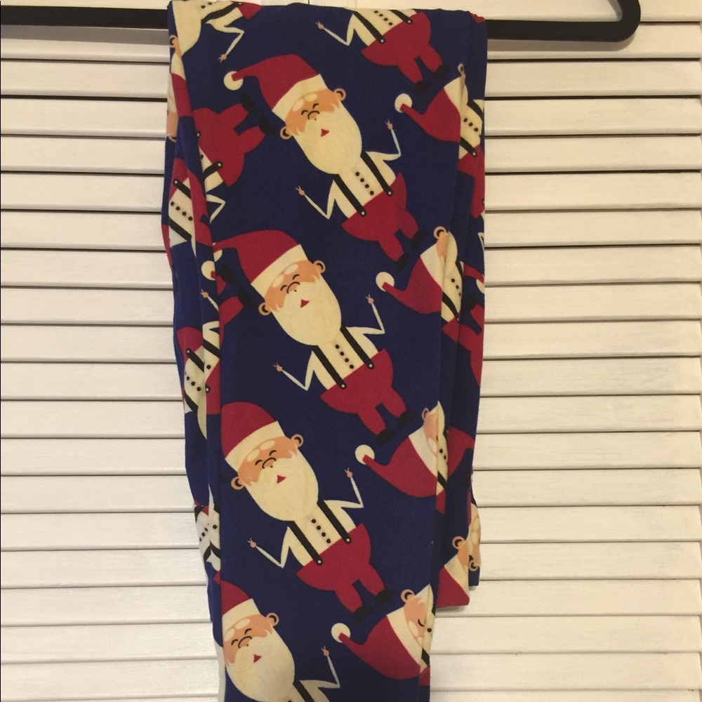 LuLaRoe Santa Leggings!