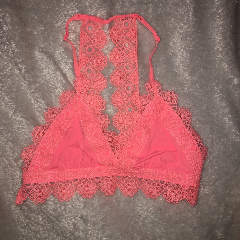 NEW Aerie Brallete