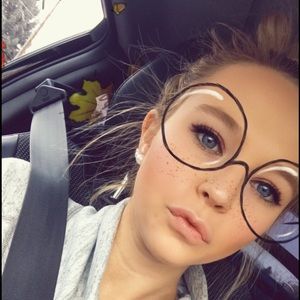 Meet your Posher, Kylie