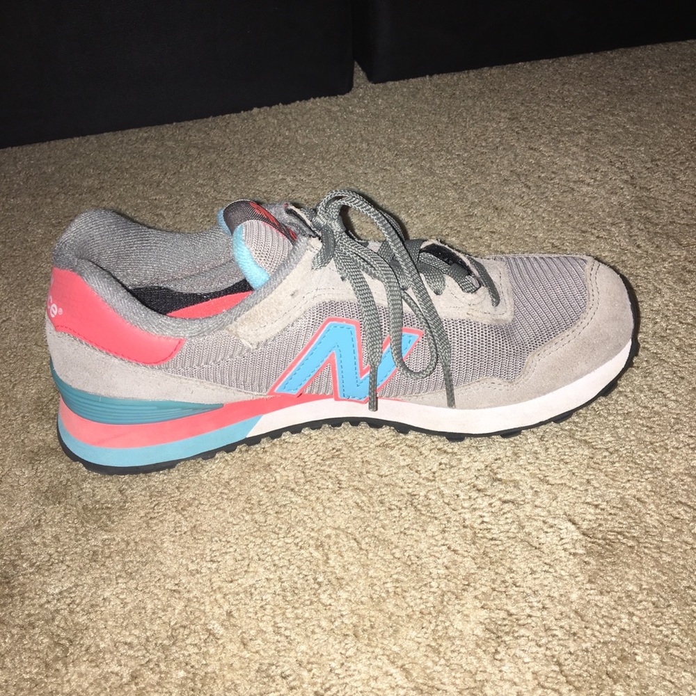 Women’s 515 New Balance Size 8.5 Pink and Blue