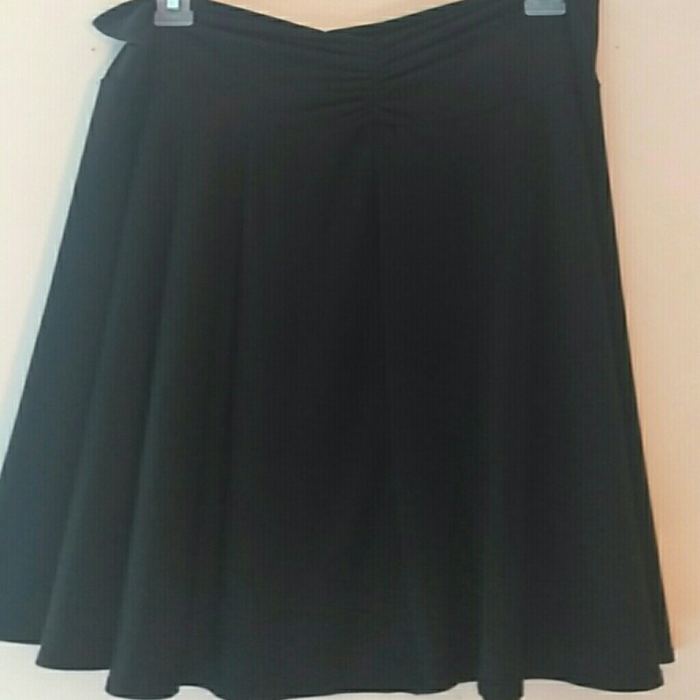 Short maxi skirt