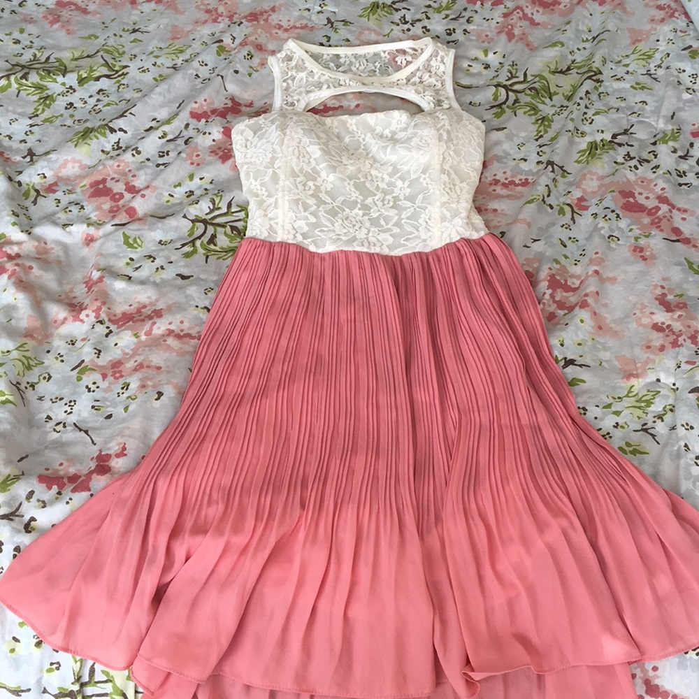 Lace dress