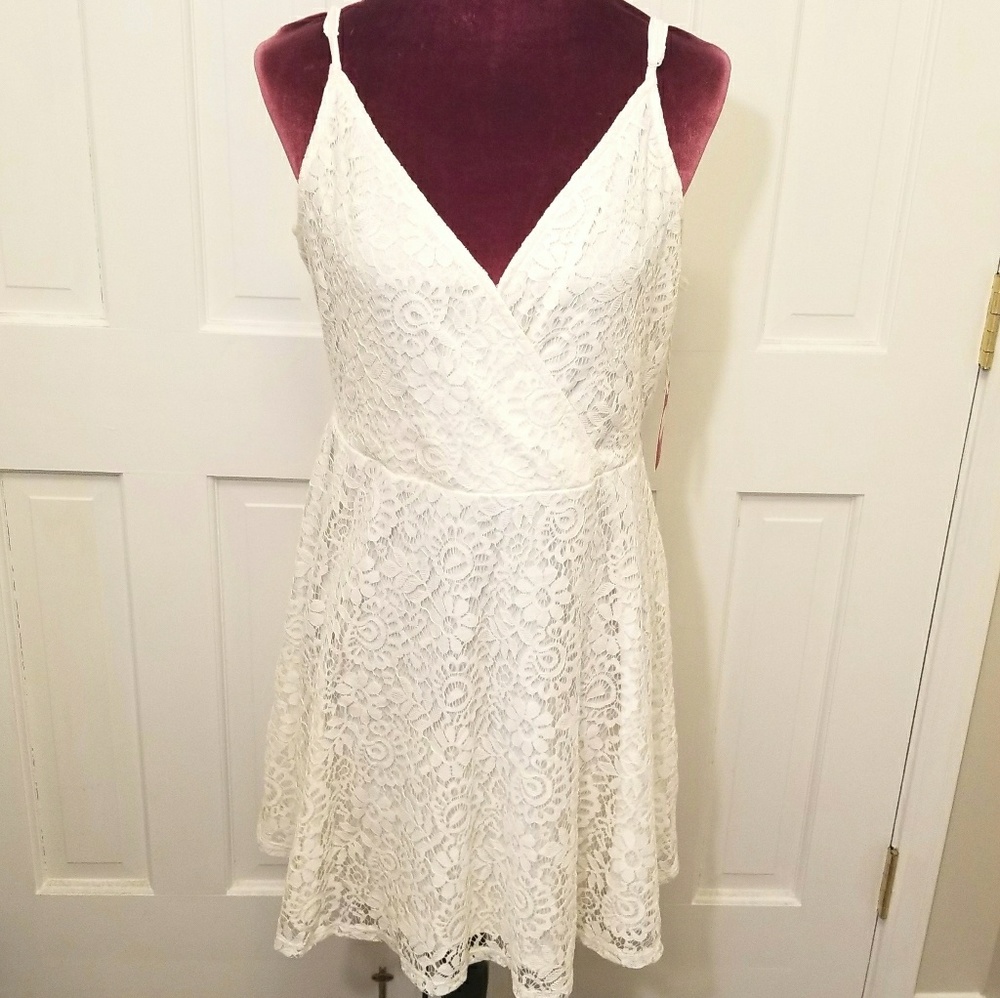 MOSSIMO Lace Skater Dress - Picture 2 of 5