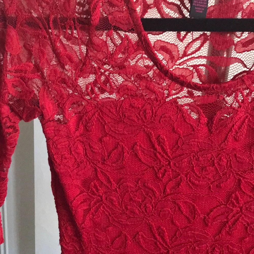 Red dress ❤️ - Picture 2 of 2