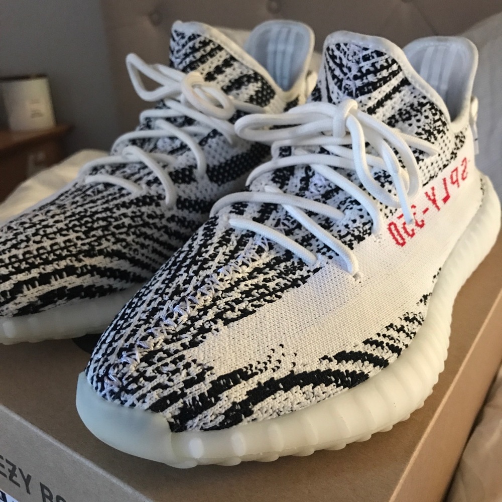 Yeezy v2 zebra