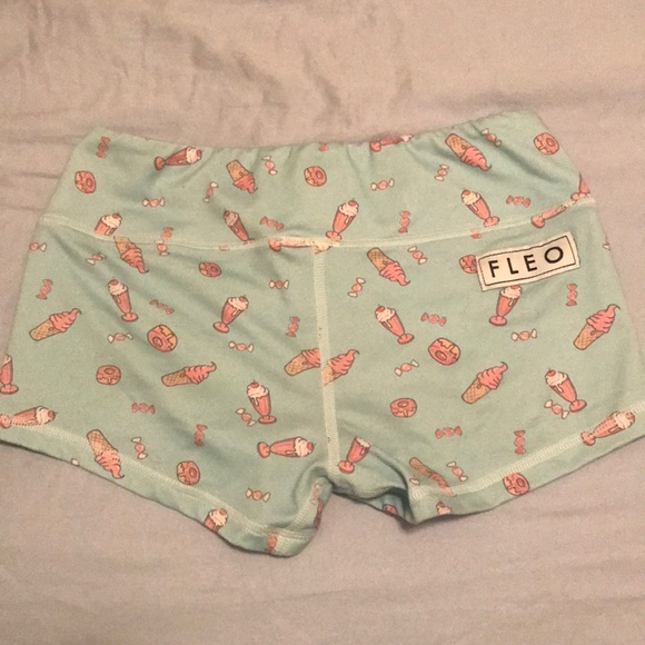 Fleo Small - Picture 2 of 3