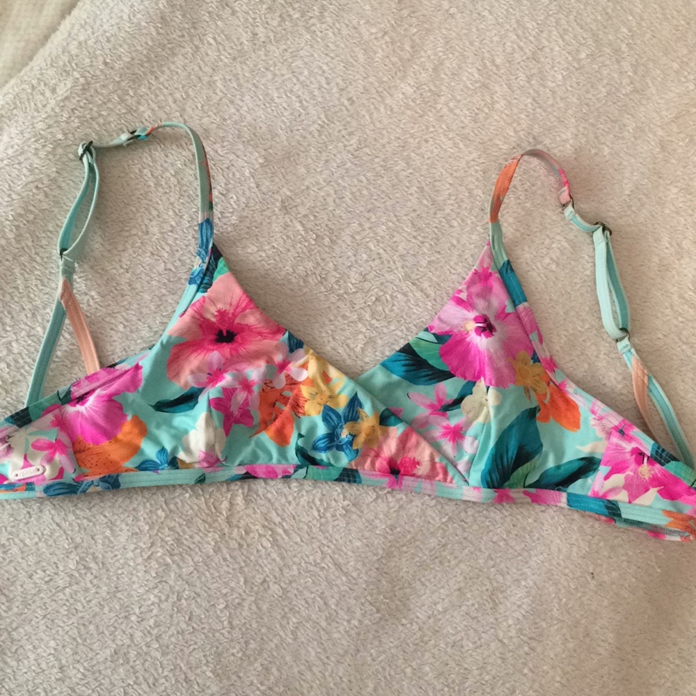 Ripcurl bikini top