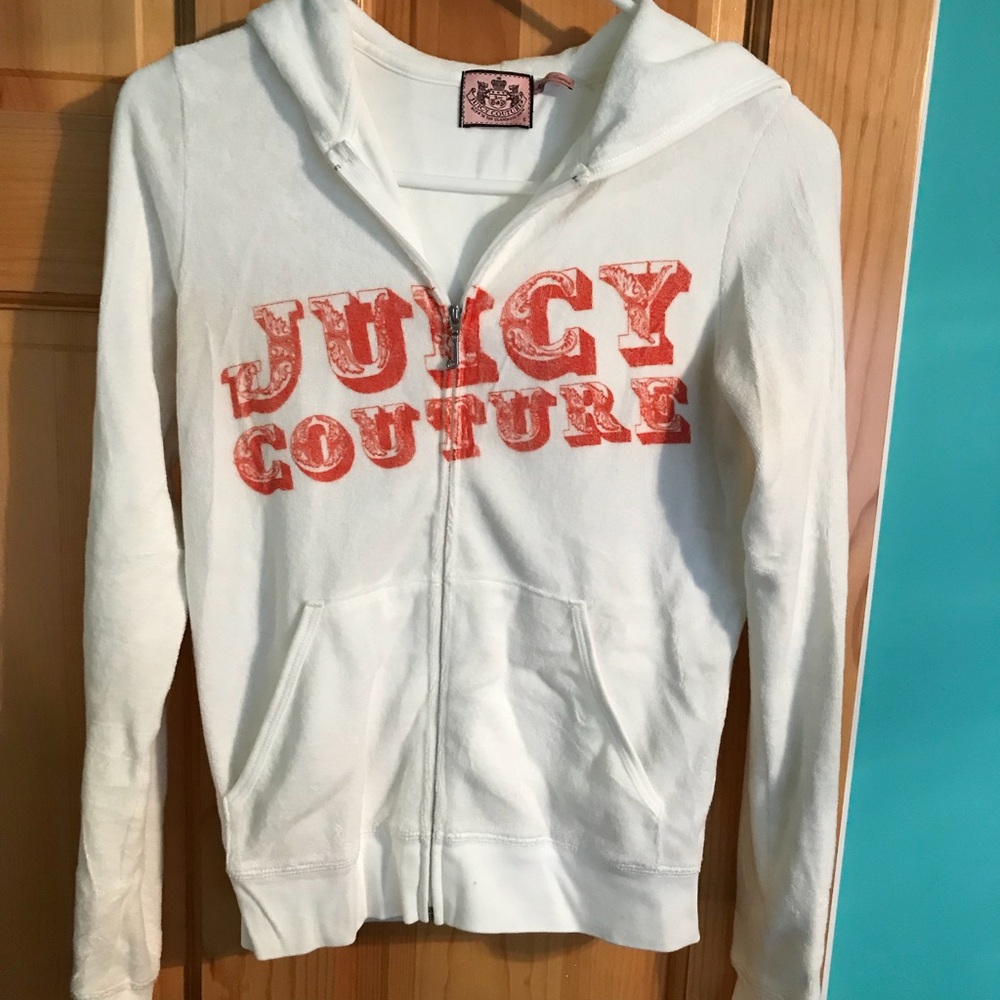 Adorable juicy sweatshirt!