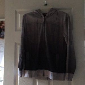 Hurley jacket with hood and 2 pockets
