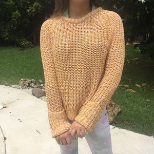 Yellow H&M sweater! 🐣