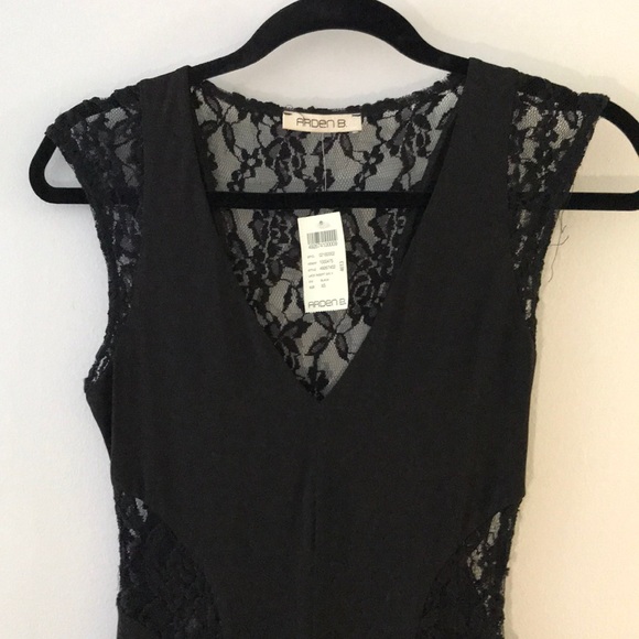 Lace black dress - Picture 2 of 3