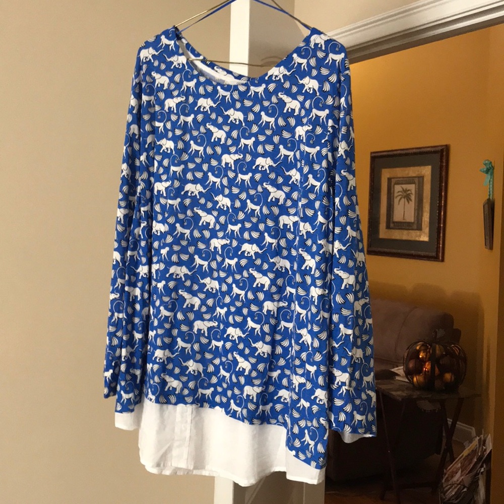 Blue elephant shirt with linen bottom