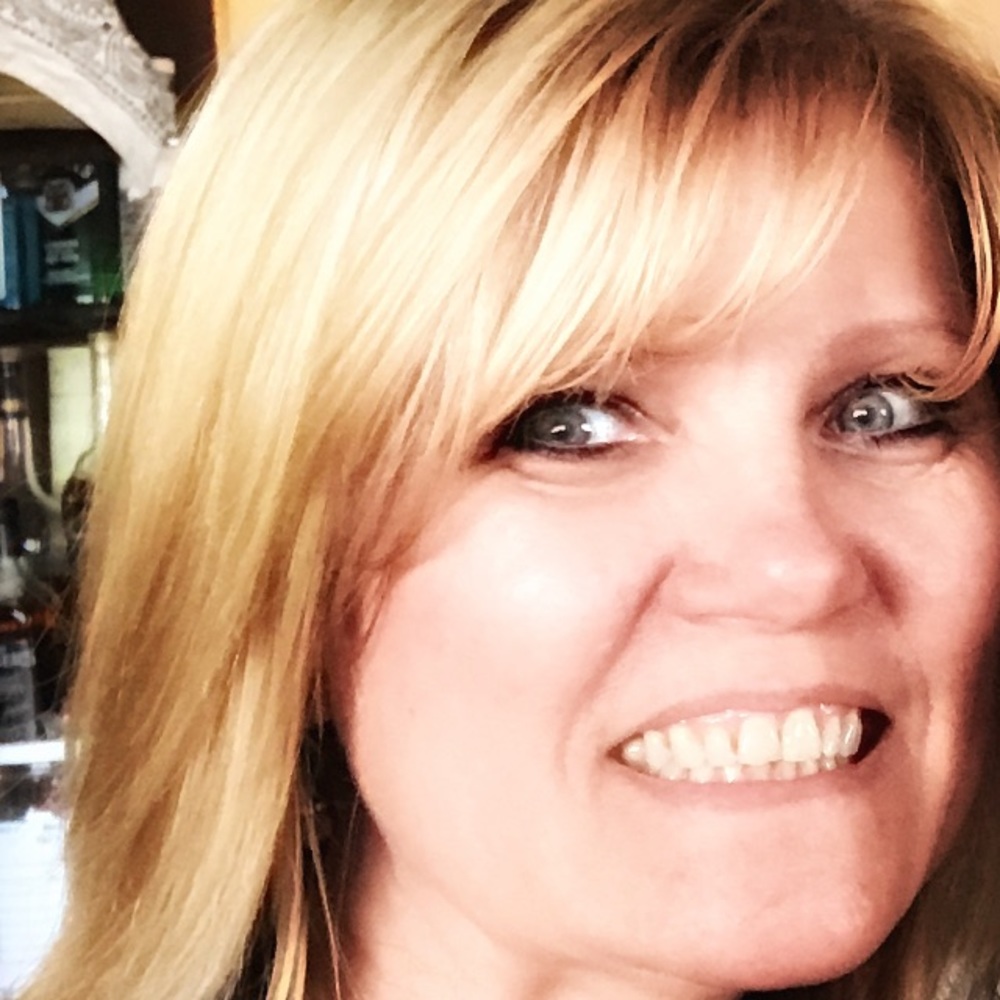 Meet your Posher, Chayrl