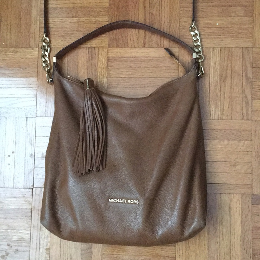 MICHAEL KORS BEDFORD TASSEL HOBO HANDBAG