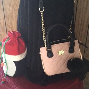 MIN BETSEY JOHNSON CROSSBODY PURSE