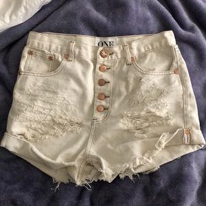 One Teaspoon “Outlaws” shorts NWOT
