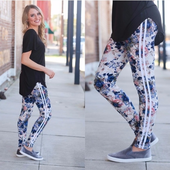 Floral Striped Leggings - Picture 2 of 4
